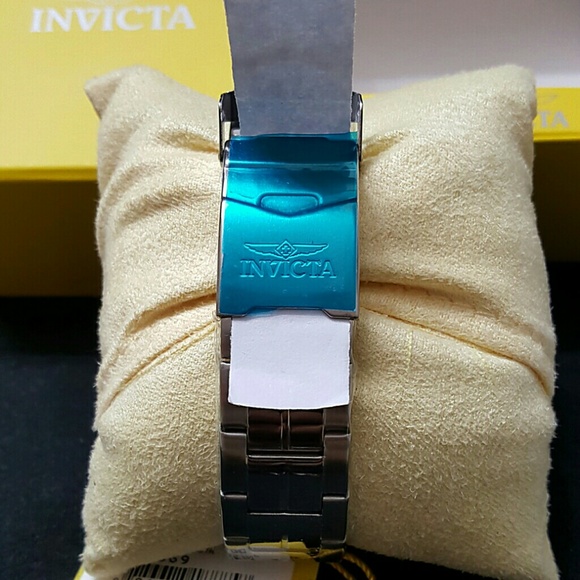 sale,NEW Invicta watch (1 left in stock)